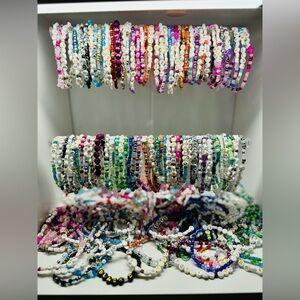 Taylor Swift Friendship Bracelets